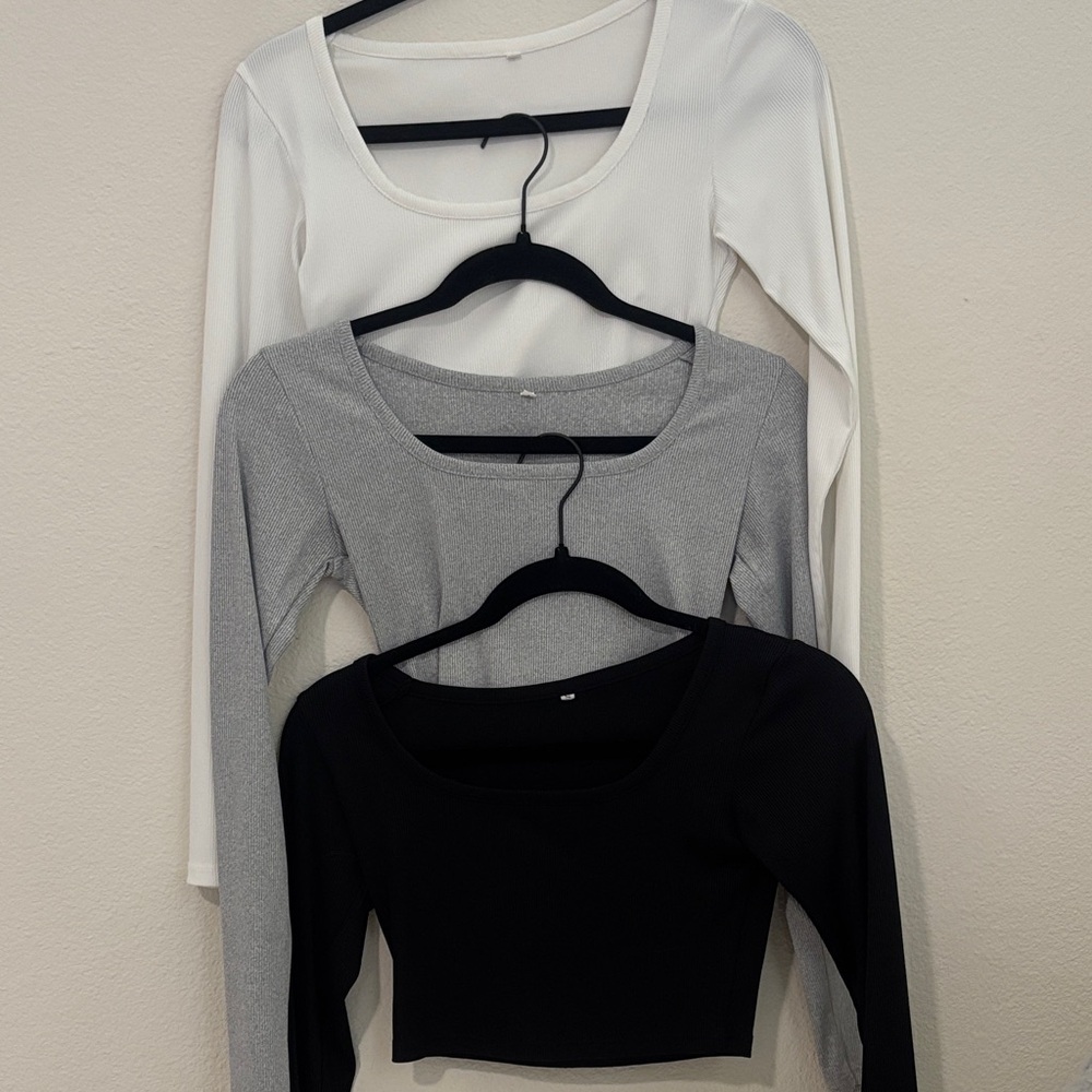 3 long sleeve crop tops